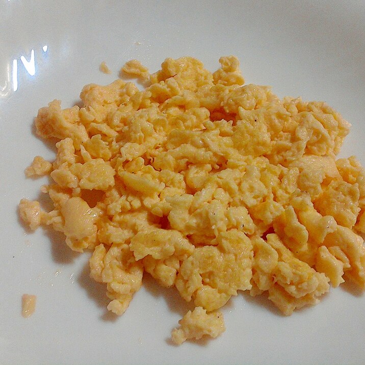 味付けはマヨネーズのみの簡単スクランブルエッグ レシピ 作り方 By ねむいねむい8746 楽天レシピ 味付けはマヨネーズのみの簡単スクランブルエッグ レシピ 作り方 By ねむいねむい8746 楽天レシピ